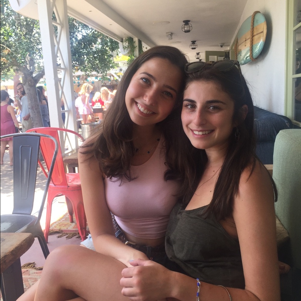 Meet your Posher, Marisa